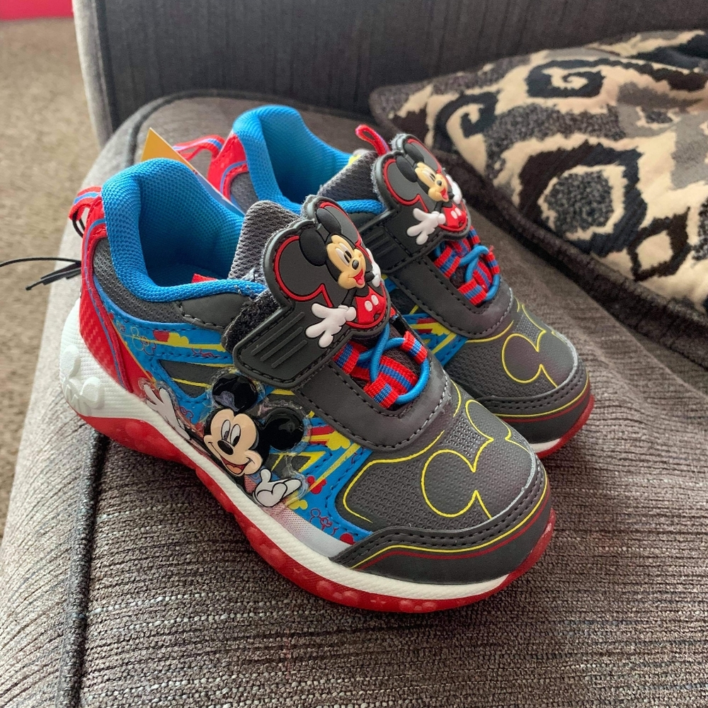 Toddler shoes